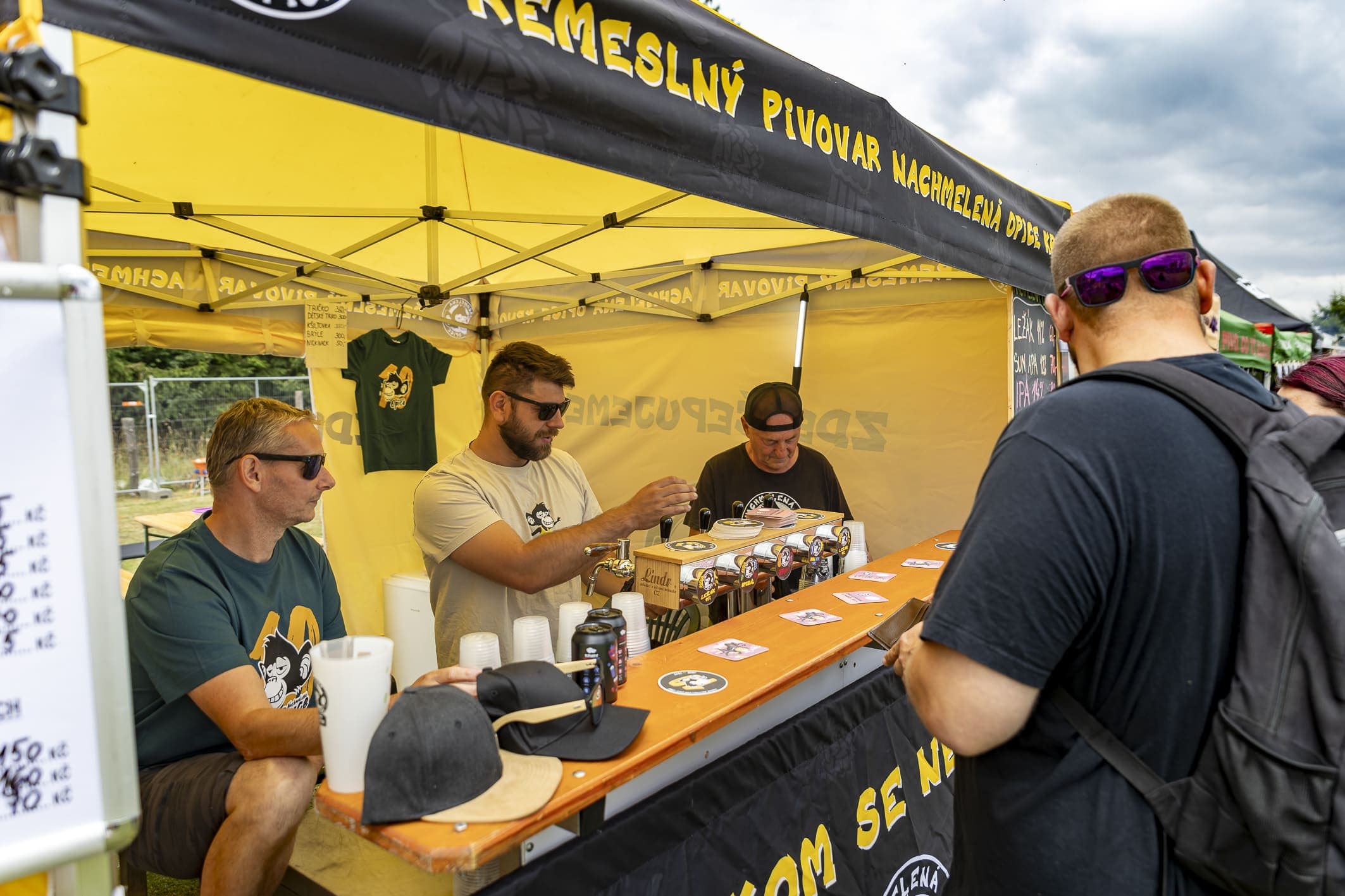 Druhá várka minipivovarů na festivalu Vesuf 2026 – Pastýřská louka
